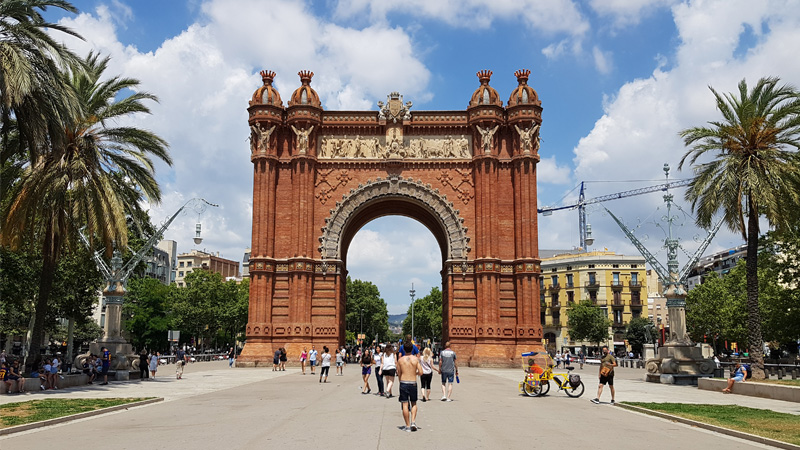 Arc de Triomf-barcelona-zapakuj